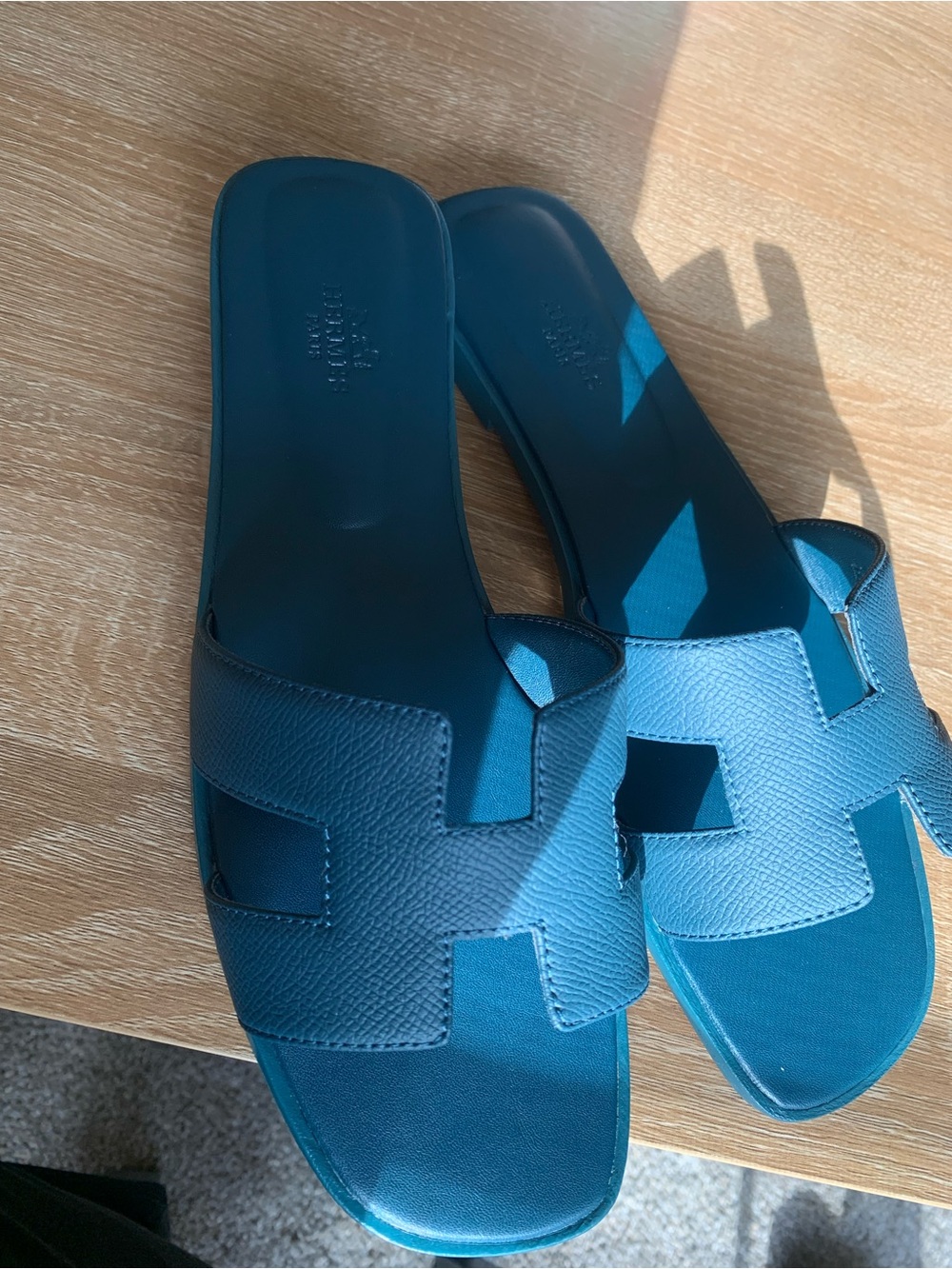 Oran sandals